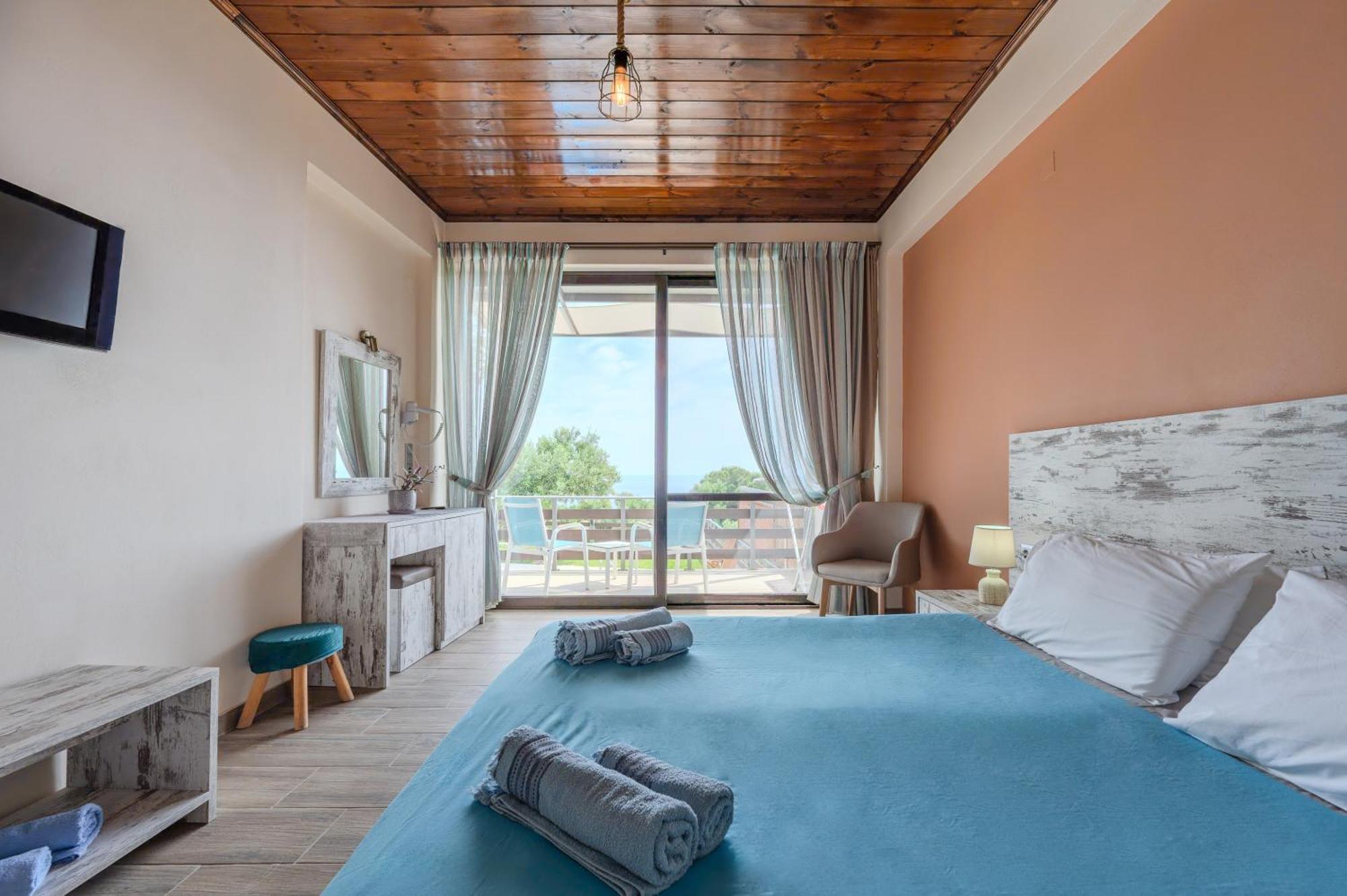Souda Bay Cottage Плакиас Екстериор снимка