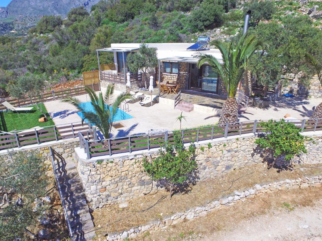 Souda Bay Cottage Плакиас Екстериор снимка